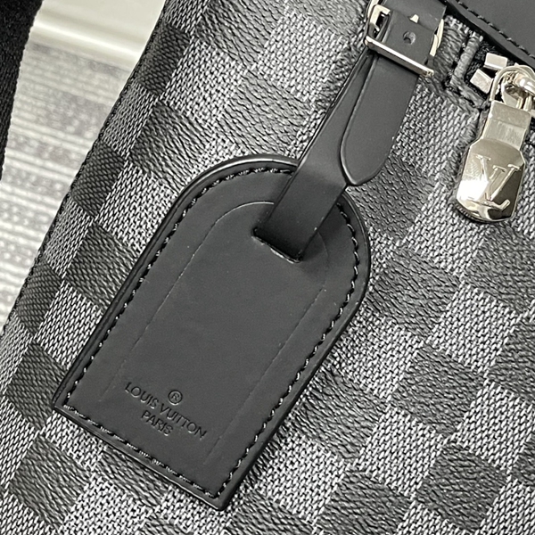 ルイヴィトンバッグ角部分ディテール